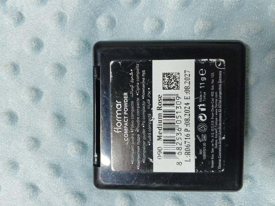 Flormar Siyah Compact Pudra - Görsel 2