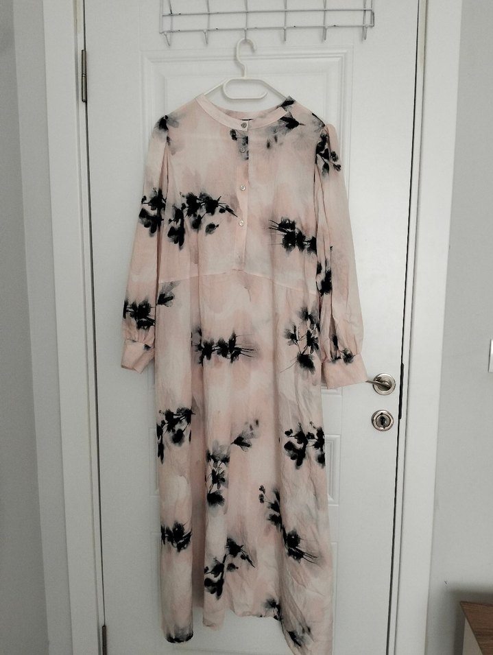 Pembe Uzun Kol Bağlama Desenli Uzun Elbise - Görsel 3