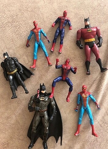 spiderman & batman figürleri