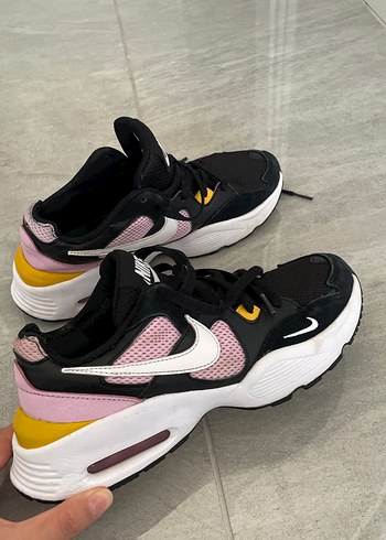 Nike Siyah Pembe Bağcıklı Spor Ayakkabı ORJİNAL - Görsel 2