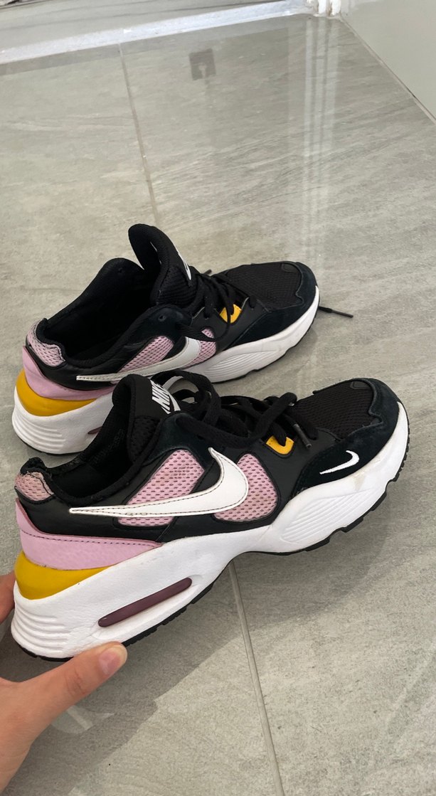 Nike Siyah Pembe Bağcıklı Spor Ayakkabı ORJİNAL - Görsel 2