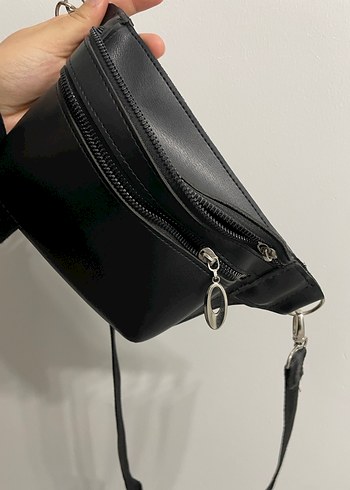 Zincir Detaylı Siyah Deri Kadın Çapraz Çanta - Görsel 2