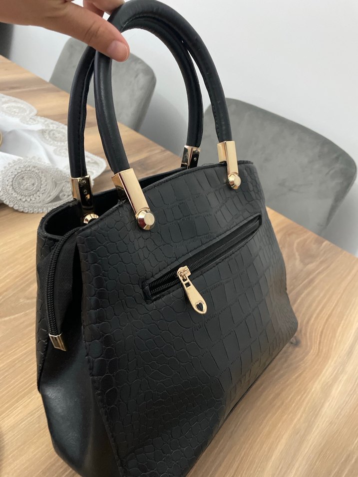 Klasik Siyah Yılan Derisi Desenli Deri Çanta - Görsel 2