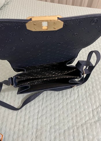 Koyu Mavi Nakışlı Tokalı Kadın Çanta tekbir - Görsel 3