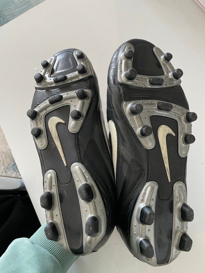 Orijinal Nike krampon - Görsel 2