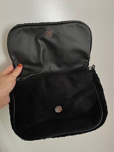 LC Waikiki Siyah peluş çanta