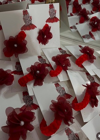 (Kınalık Hediyeliği) Kırmızı Çiçekli Boncuklu Kadın Bileklik - Görsel 3