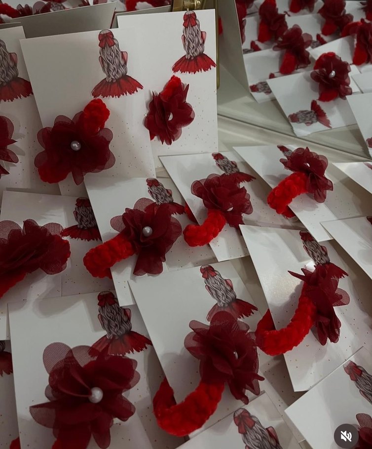 (Kınalık Hediyeliği) Kırmızı Çiçekli Boncuklu Kadın Bileklik - Görsel 3