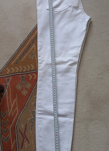 30 Beden LCW beyaz jean pantolon