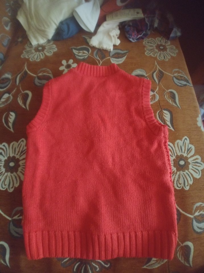 Kız Çocuk Kırmızı Örgü Yelek - Görsel 2