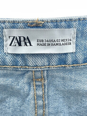 34 Beden mavi Renk Zara Mini Şort %70 İndirimli.