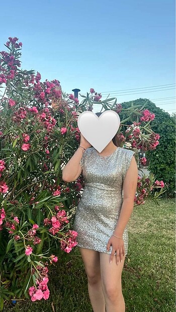 Zara muadili pullu elbise