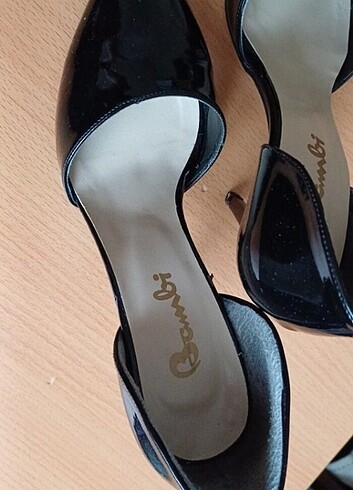 39 Beden Stiletto