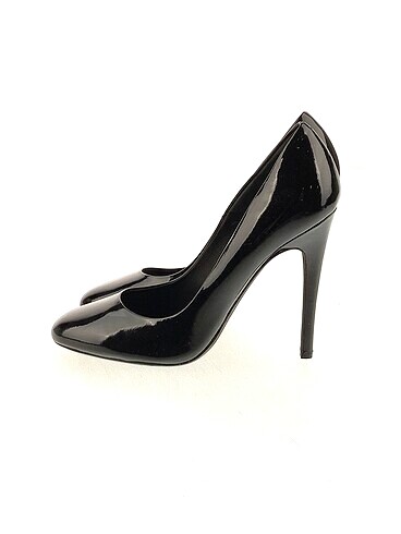 Kurt Geiger Stiletto %70 İndirimli.