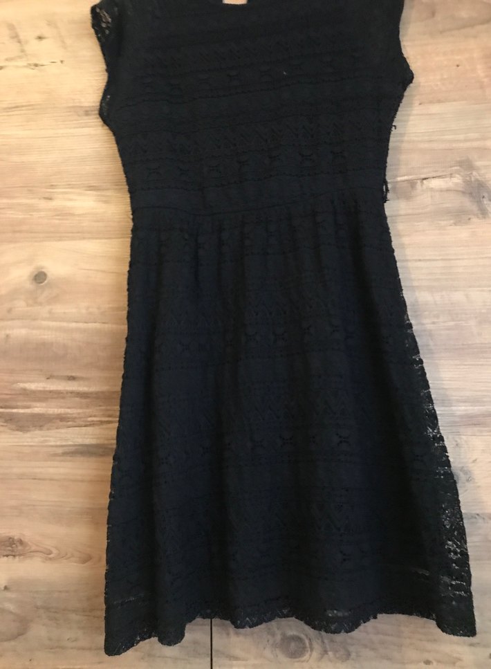 Dantel Detaylı Siyah Midi Gece Elbisesi - Görsel 3