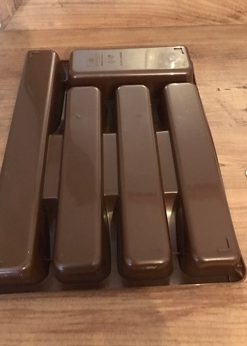 Kahverengi Kaşık çatallık - Görsel 2