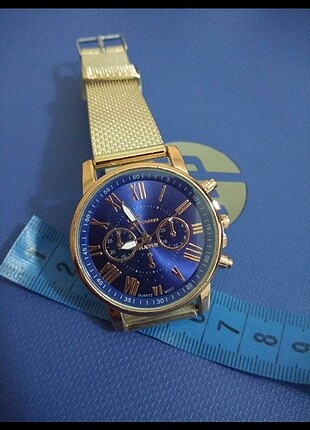  Beden altın Renk Sıfır etiketli ürün roma rakamlı mavi ekran kol saati