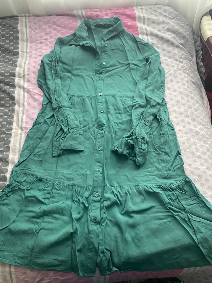 Düğmeli Yeşil Uzun Keten Elbise - Görsel 3