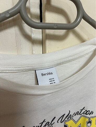 Bershka beyaz tişört - Görsel 2