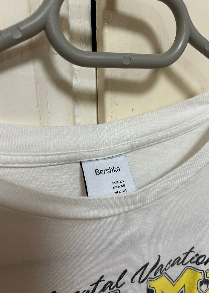 Bershka beyaz tişört - Görsel 2