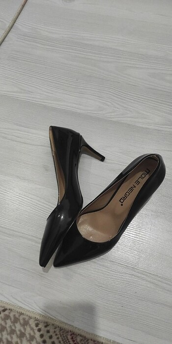 Diğer Siyah stiletto