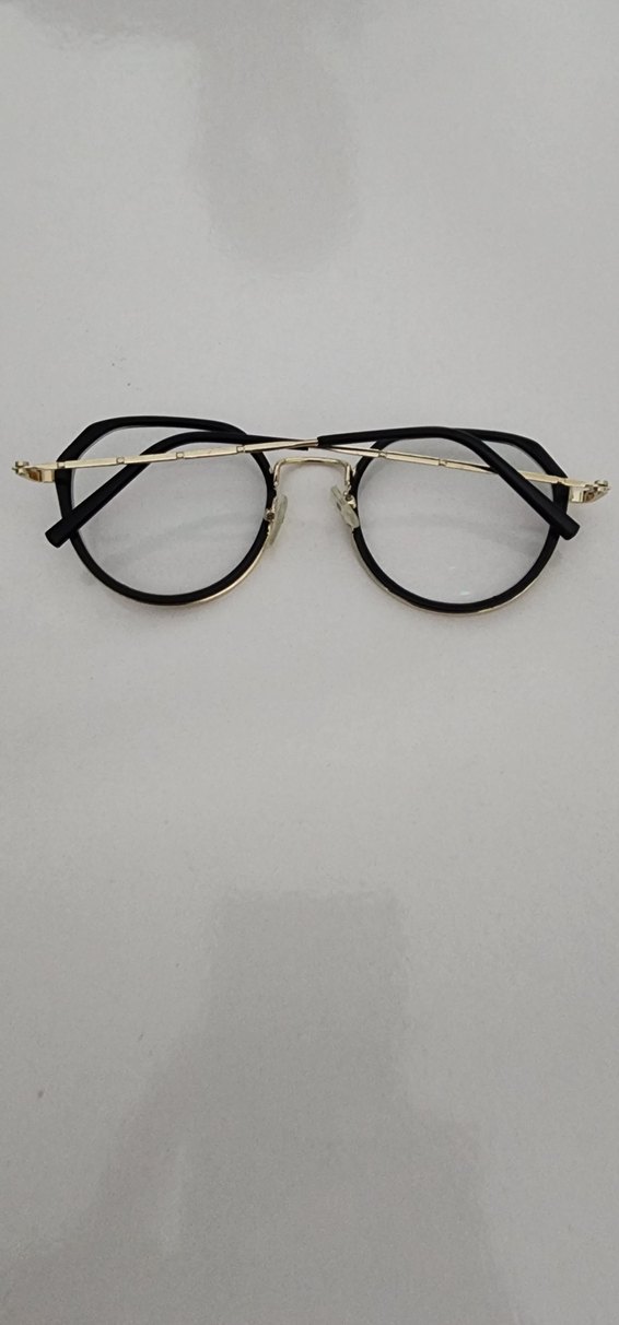 Klasik Altın Kadın Gözlüğü - Görsel 5