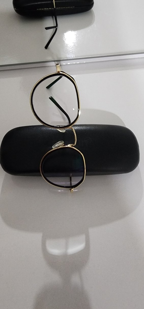 Klasik Altın Kadın Gözlüğü - Görsel 2