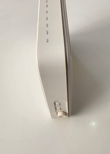 Beyaz Taşınabilir Power Bank - Görsel 4