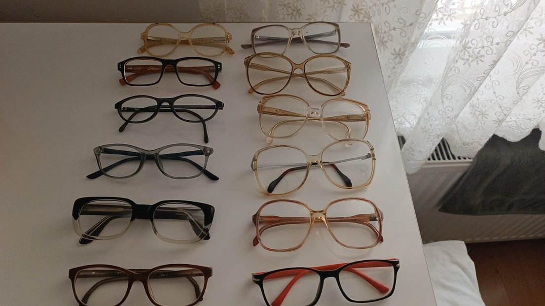 Şeffaf Bej Vintage Kadın Gözlükleri - Görsel 3