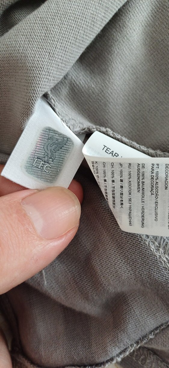 Liverpool new balance tshirt - Görsel 4