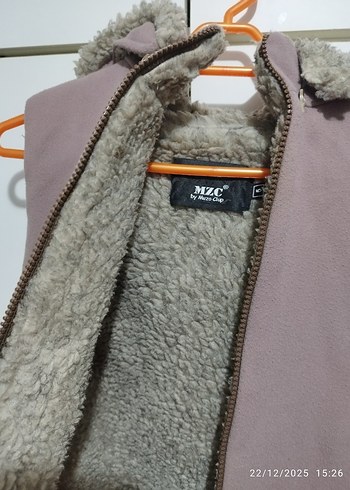 vizon renk kız çocuk yelek - Görsel 3