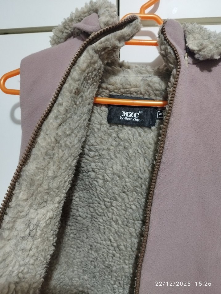 vizon renk kız çocuk yelek - Görsel 3