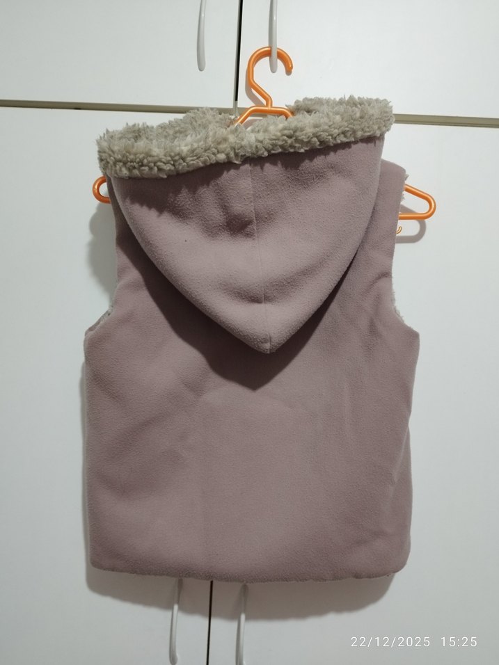 vizon renk kız çocuk yelek - Görsel 4