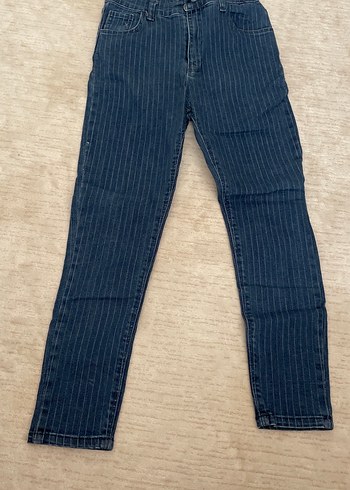 Lacivert Çizgili Pilili Kadın Kot Pantolon