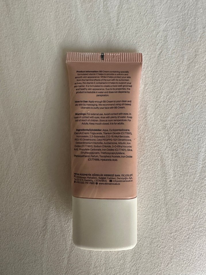 SkinSensual SPF 50+ Açık Ton BB Krem - Görsel 2
