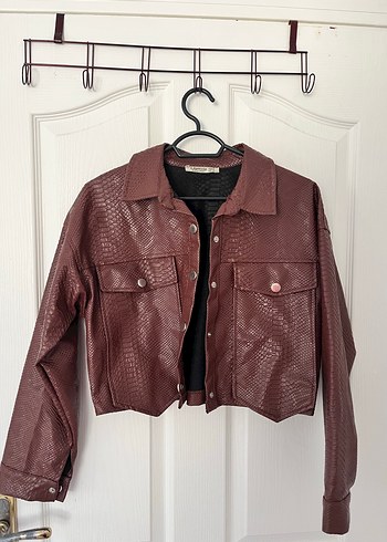 Düğmeli Kahverengi Yılan Derisi Desenli Deri Ceket - Görsel 2