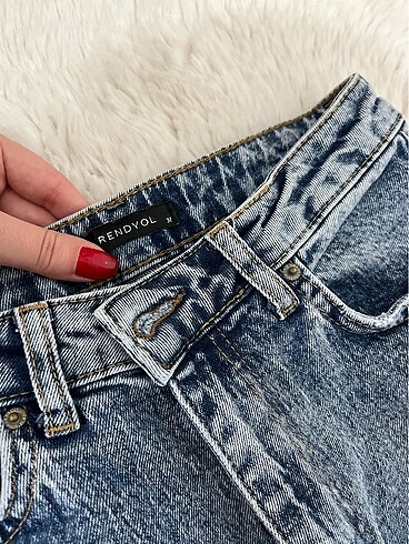 Trendyol & Milla Paça detaylı jean