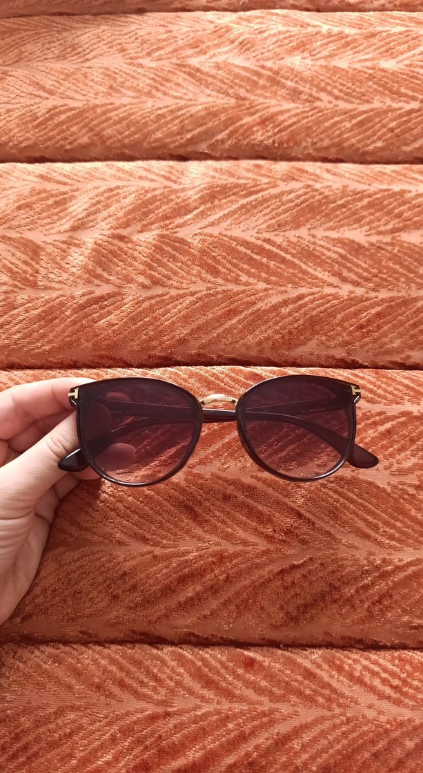 Kahverengi Klasik Kadın Güneş Gözlüğü - Görsel 3