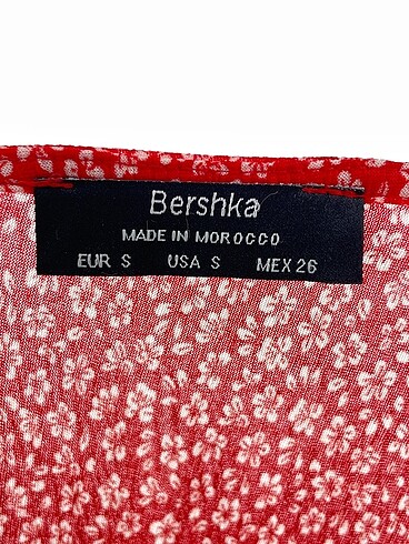 s Beden çeşitli Renk Bershka Bluz %70 İndirimli.