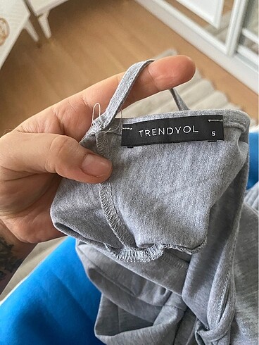 s Beden gri Renk Sırt dekolteli bluz