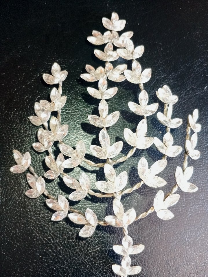 Beyaz İşlemeli Payetli Kadın saç aksesuarları - Görsel 3