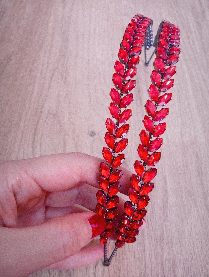 Kırmızı Parlak Cam Taşlı Kadın Saç Tokası - Görsel 3