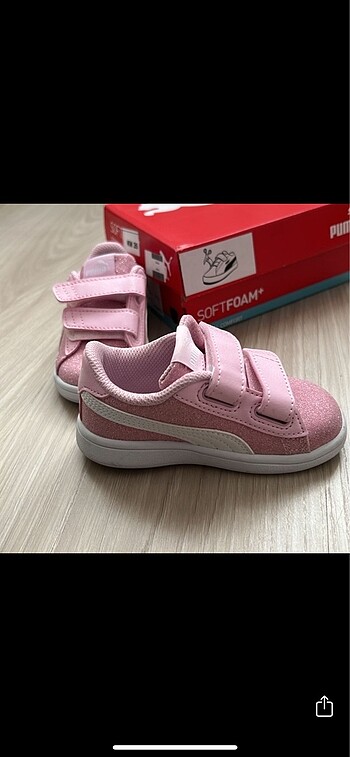 21 Beden Puma pembe pullu kız ayakkabısı