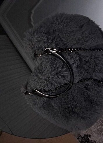 Stradivarius tüylü anta  - Görsel 4