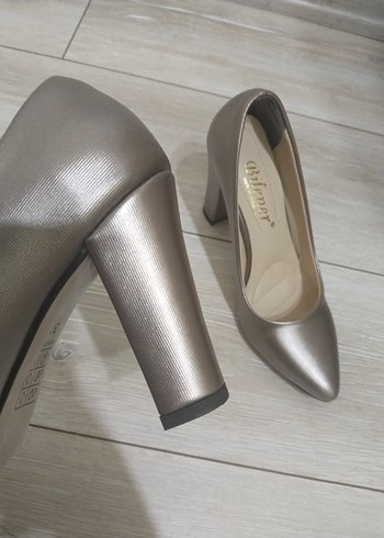 37 Beden Kadın Stiletto Topuklu Ayakkabı