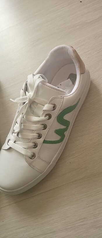 38 Beden beyaz Renk Nine West Beyaz Sneaker 38