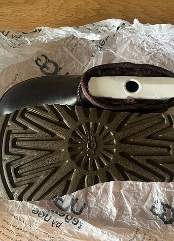 37 Beden UGG Classic Ultra Mini Lthr Regen Kadın Kahverengi Bot