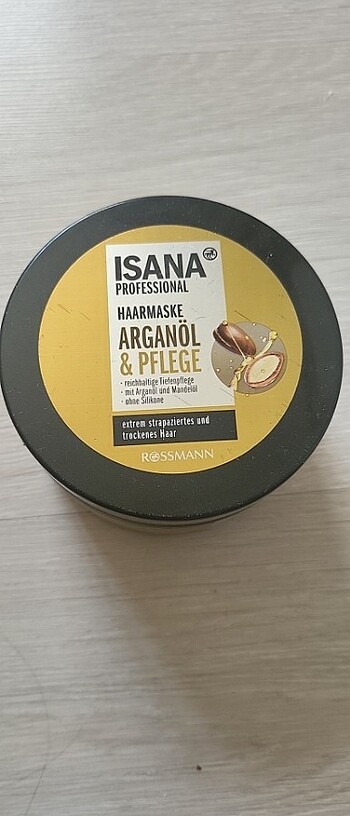 ISANA Saç Maskesi