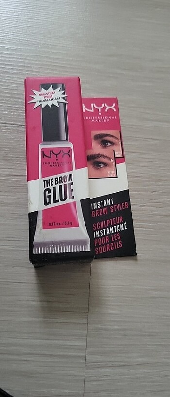 Nyx Kas sabitleyici maskara