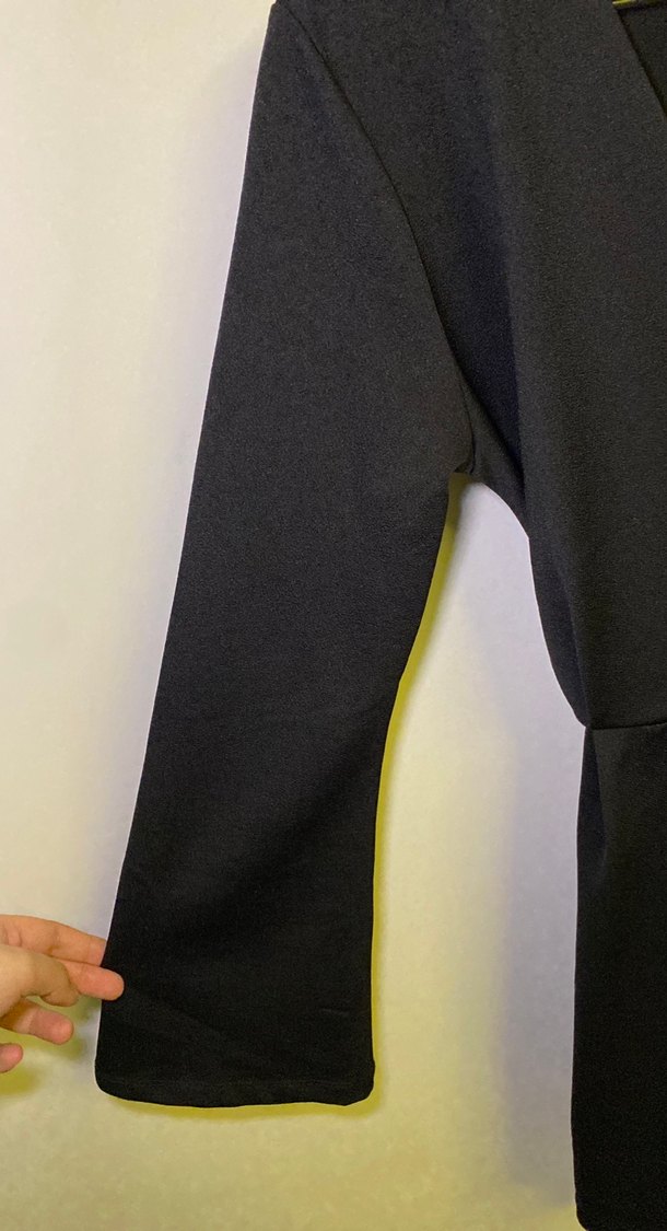 Uzun Kollu Siyah V Yaka Kumaş Tulum - Görsel 3